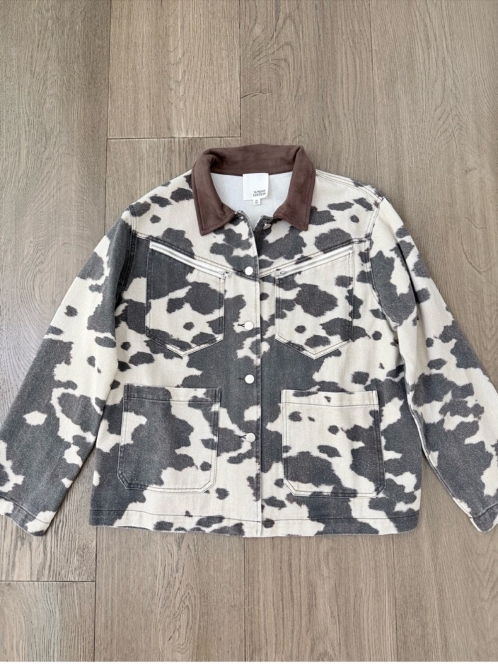 NWOT Sunday Edition Cow Print Cotton Barn Style Jacket Medium Oversized